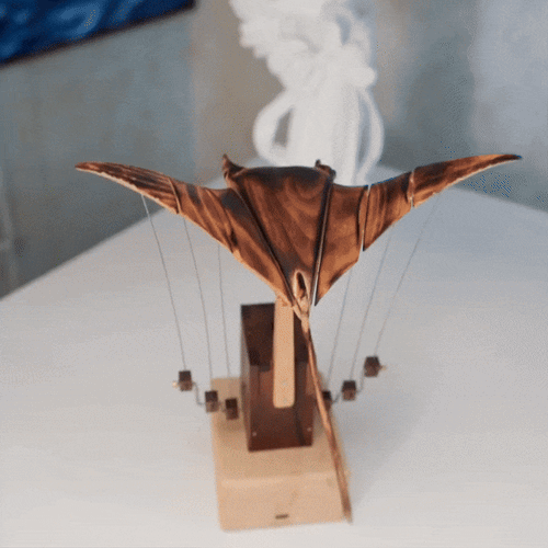 Marvela™ Handcrafted Manta Ray Automaton